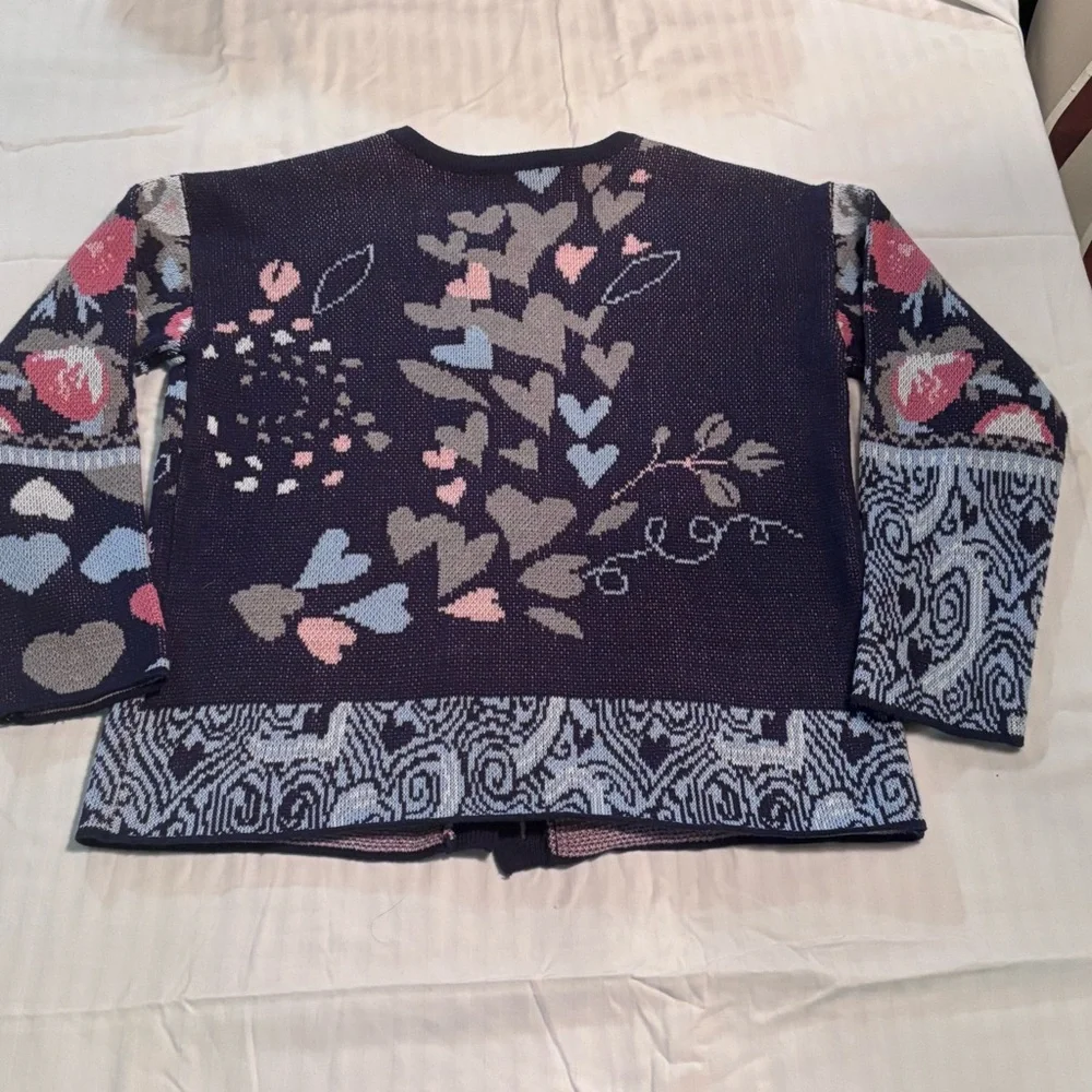Grandma core, Cozy cabin Coldwater Creek‎ Heart/Floral Patterned Cardigan , PS